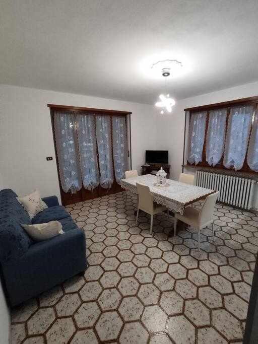 Casa Vacanza Il Corbetto Di Michela & Matteo Locana Eksteriør billede