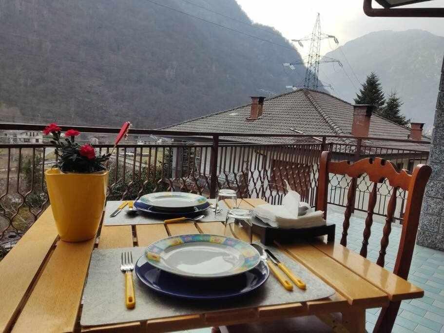 Casa Vacanza Il Corbetto Di Michela & Matteo Locana Eksteriør billede